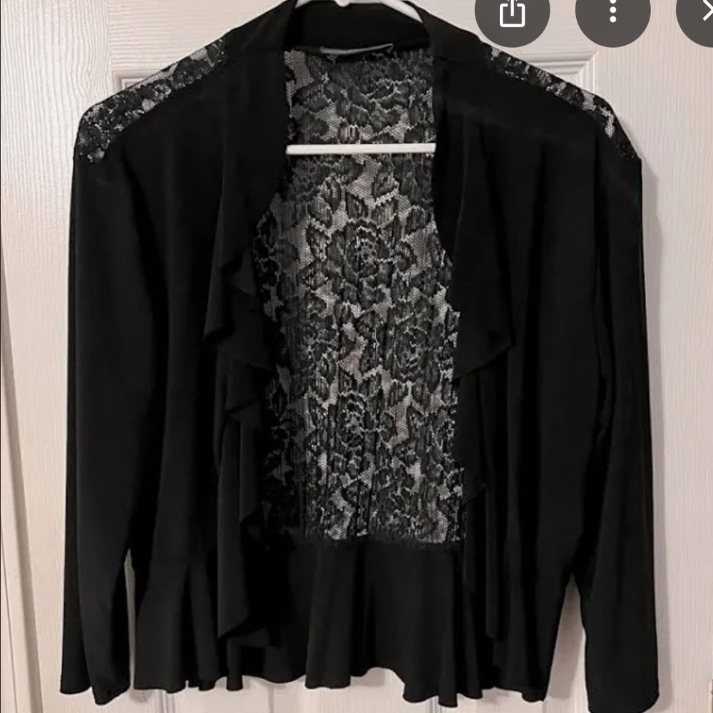 🌹Michelle Lynn Black Lace Cardigan, shrug top with lace & ruffle back detail 3X - Picture 11 of 11